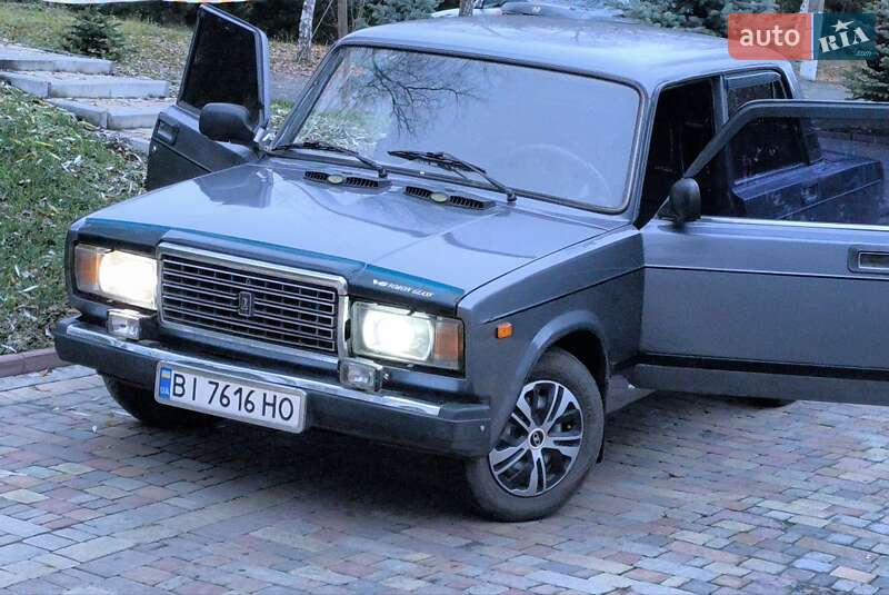 Седан ВАЗ / Lada 2107 2008 в Миргороде