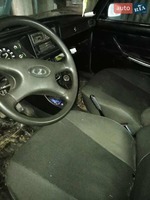 Седан ВАЗ / Lada 2107 2005 в Борщеве