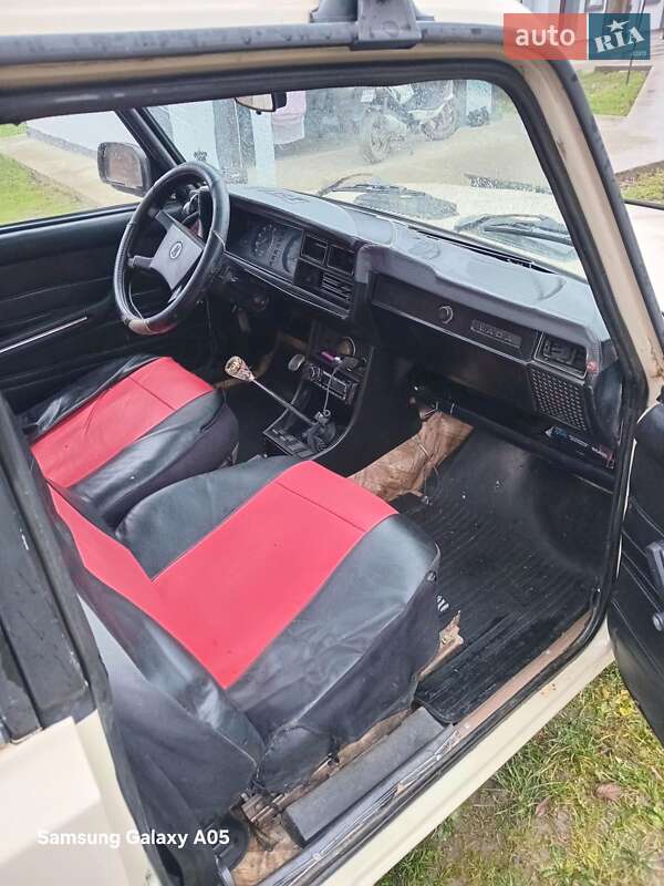 Седан ВАЗ / Lada 2107 1994 в Панке фото 6 Седан ВАЗ / Lada 2107 1994 в Панке