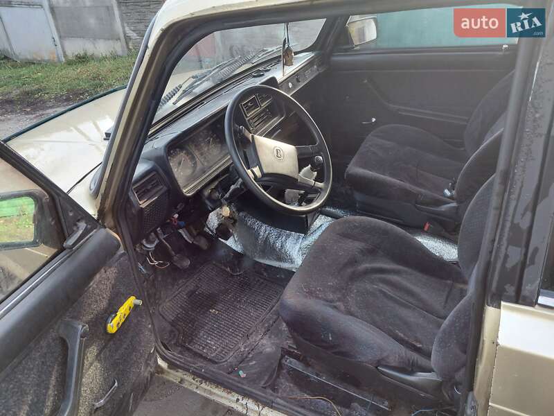 Седан ВАЗ / Lada 2107 1987 в Харькове фото 6 Седан ВАЗ / Lada 2107 1987 в Харькове