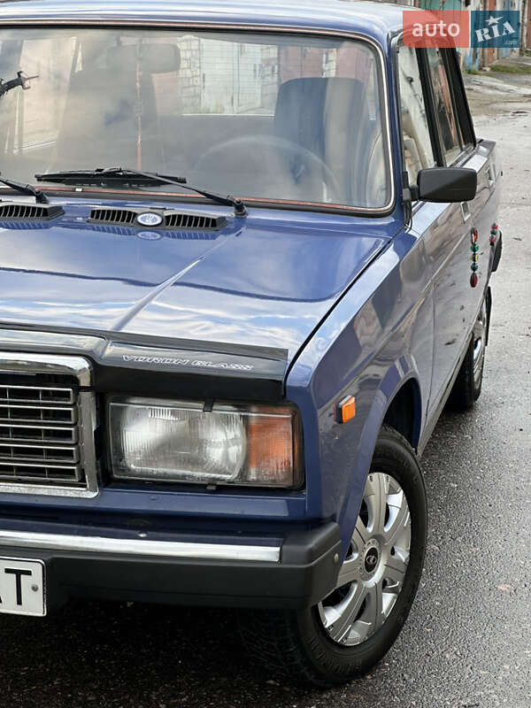 Седан ВАЗ / Lada 2107 2003 в Николаеве фото 6 Седан ВАЗ / Lada 2107 2003 в Николаеве