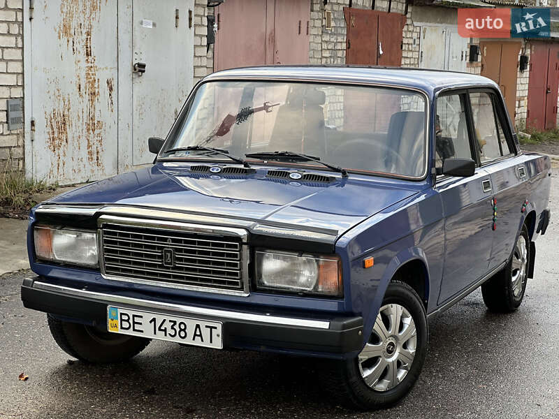 Седан ВАЗ / Lada 2107 2003 в Николаеве фото Седан ВАЗ / Lada 2107 2003 в Николаеве