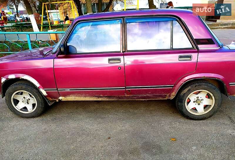 Седан ВАЗ / Lada 2107 1993 в Мерефа фото 3 Седан ВАЗ / Lada 2107 1993 в Мерефа