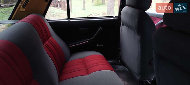 Седан ВАЗ / Lada 2107 1996 в Горишних Плавнях фото 5 Седан ВАЗ / Lada 2107 1996 в Горишних Плавнях