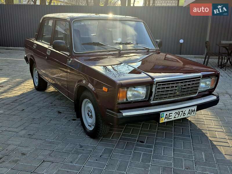 Седан ВАЗ / Lada 2107 2006 в Новомосковске