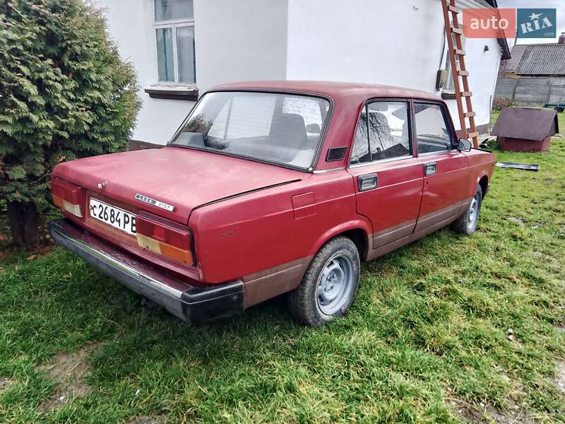 Седан ВАЗ / Lada 2107 1993 в Ровно фото 2 Седан ВАЗ / Lada 2107 1993 в Ровно