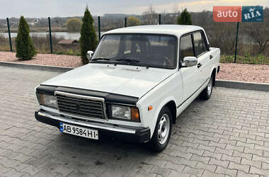 Седан ВАЗ 2107 2004 в Виннице