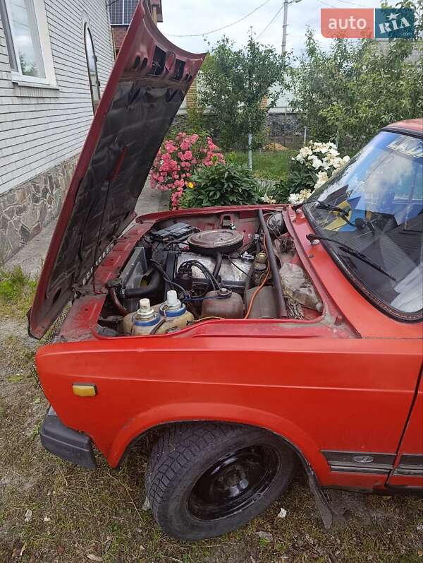 Седан ВАЗ / Lada 2107 1987 в Звягеле