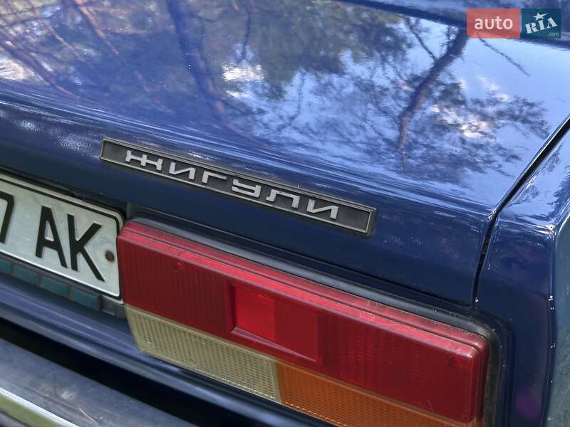 Седан ВАЗ / Lada 2107 2002 в Кременце