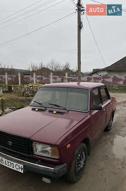 Седан ВАЗ 2107 2002 в Могилев-Подольске