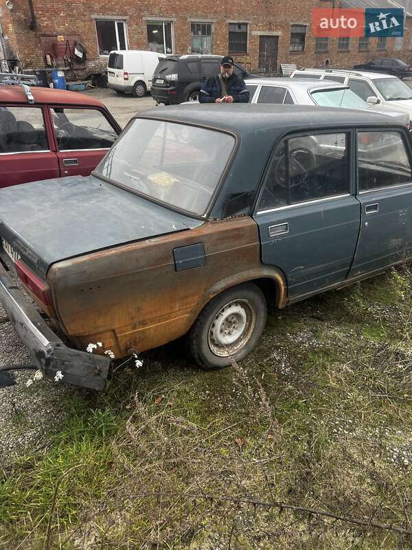 Седан ВАЗ / Lada 2107 2006 в Миронівці