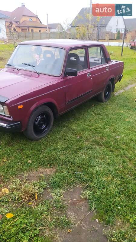 Седан ВАЗ / Lada 2107 2002 в Володимирці фото 3 Седан ВАЗ / Lada 2107 2002 в Володимирці