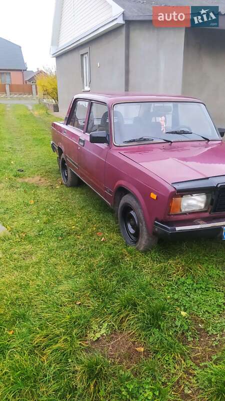 Седан ВАЗ / Lada 2107 2002 в Володимирці фото 2 Седан ВАЗ / Lada 2107 2002 в Володимирці
