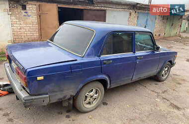 Седан ВАЗ 2107 2003 в Кривом Роге