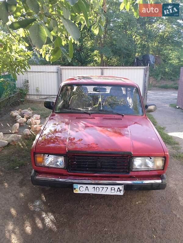 Седан ВАЗ / Lada 2107 1983 в Золотоноше фото 2 Седан ВАЗ / Lada 2107 1983 в Золотоноше