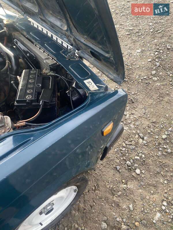 Седан ВАЗ / Lada 2107 2002 в Борщеве