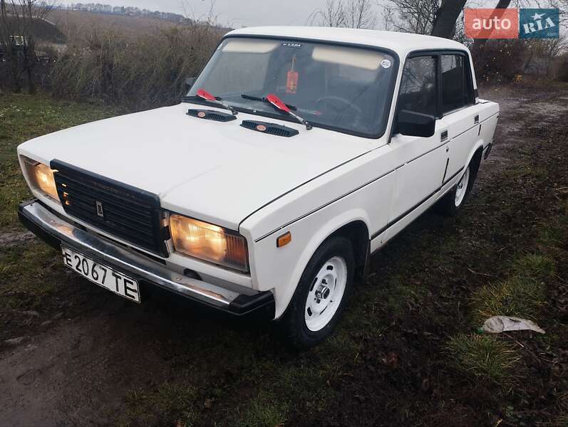 Седан ВАЗ / Lada 2107 1989 в Теребовле фото 2 Седан ВАЗ / Lada 2107 1989 в Теребовле