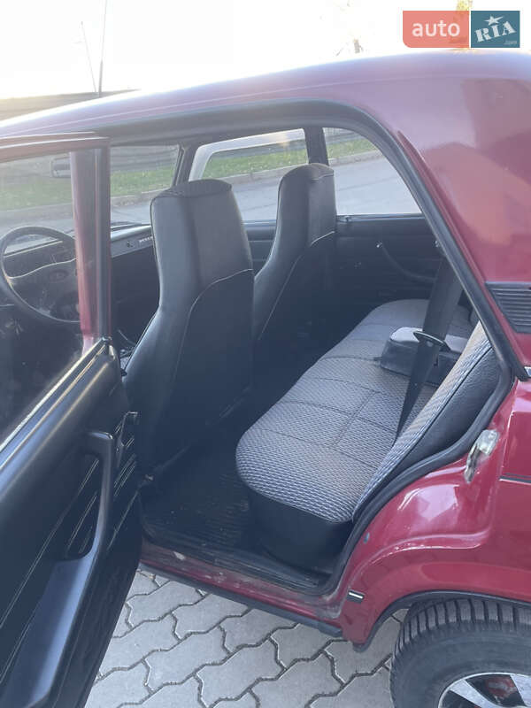 Седан ВАЗ / Lada 2107 2005 в Львове