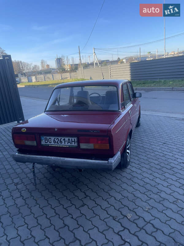 Седан ВАЗ / Lada 2107 2005 в Львове