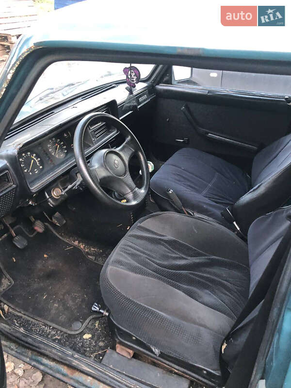 Седан ВАЗ / Lada 2107 1991 в Киеве фото 4 Седан ВАЗ / Lada 2107 1991 в Киеве
