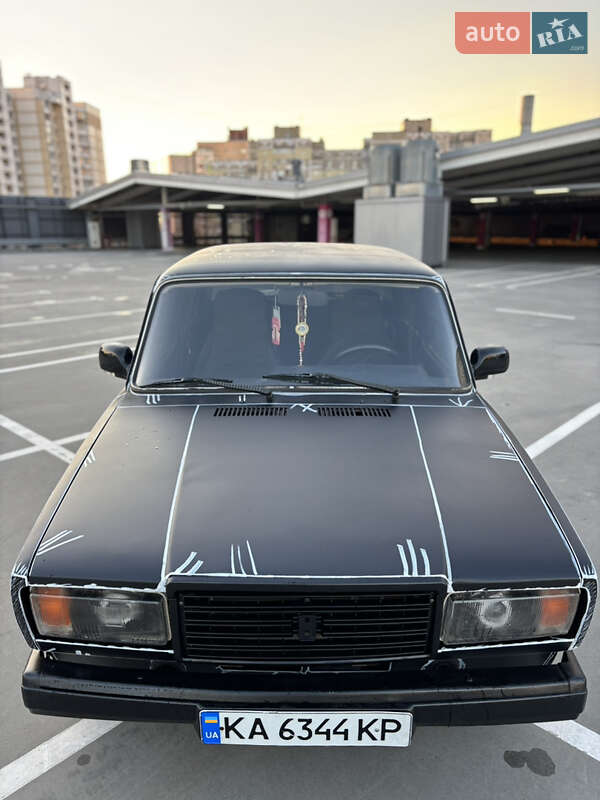 Седан ВАЗ / Lada 2107 2008 в Києві