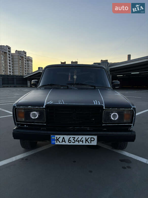 Седан ВАЗ / Lada 2107 2008 в Києві