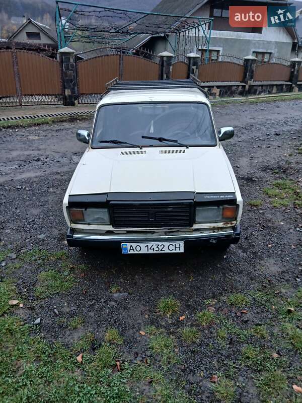 Седан ВАЗ / Lada 2107 1995 в Мукачево фото Седан ВАЗ / Lada 2107 1995 в Мукачево