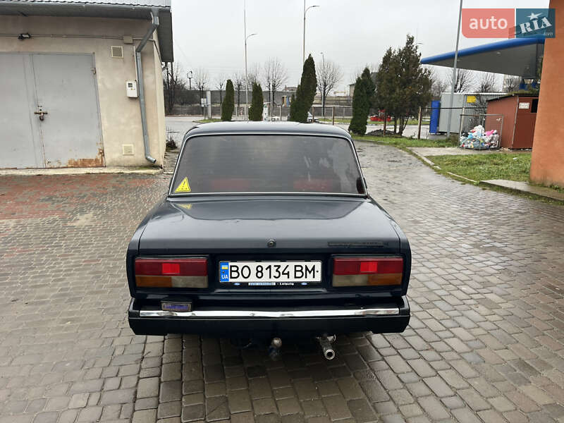 Седан ВАЗ / Lada 2107 1988 в Чорткове