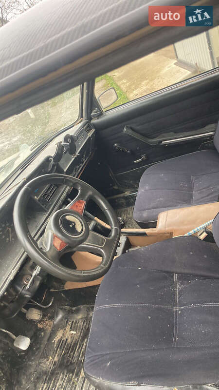 Седан ВАЗ / Lada 2107 1989 в Луковцах