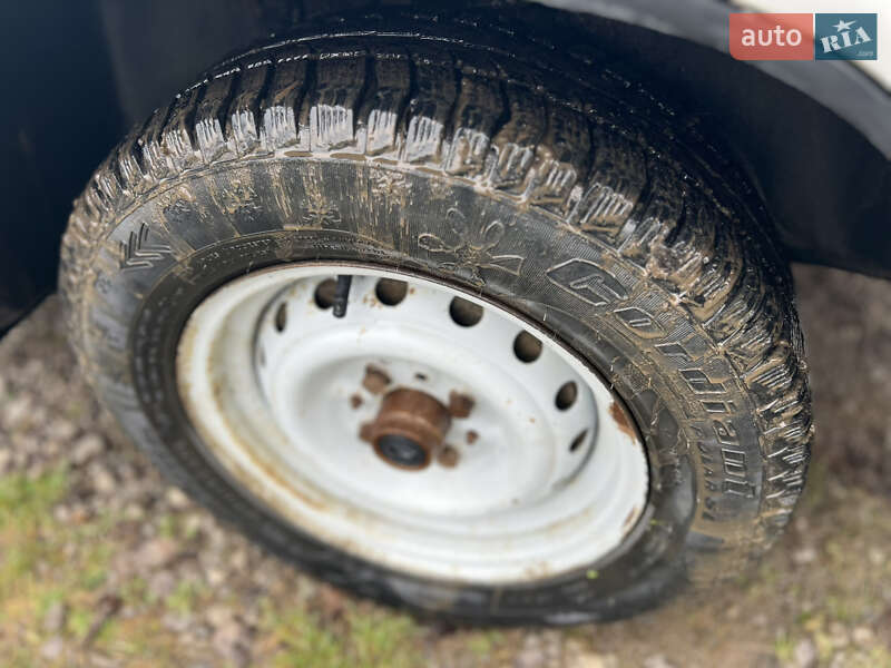 Седан ВАЗ / Lada 2107 2004 в Беловарцах фото 8 Седан ВАЗ / Lada 2107 2004 в Беловарцах