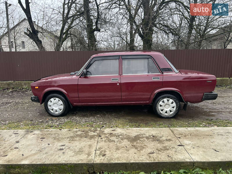 Седан ВАЗ / Lada 2107 2005 в Біловарці