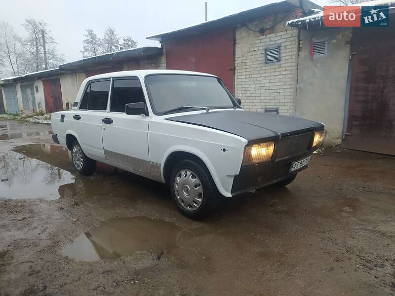 Седан ВАЗ / Lada 2107 1985 в Калуші