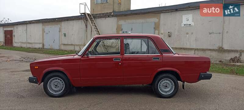 Седан ВАЗ / Lada 2107 2008 в Одессе