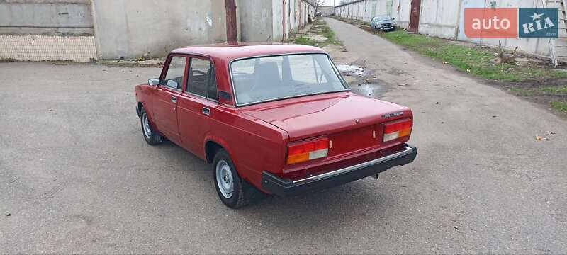 Седан ВАЗ / Lada 2107 2008 в Одессе