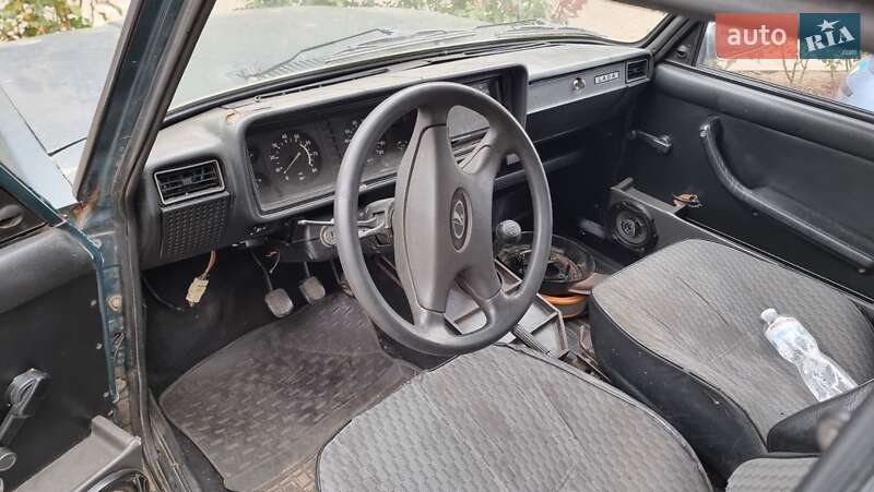 Седан ВАЗ / Lada 2107 2005 в Одессе