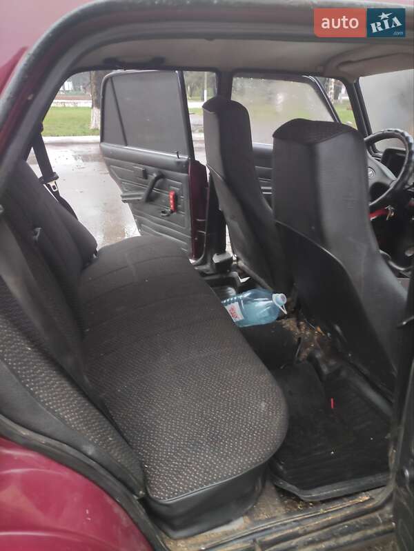 Седан ВАЗ / Lada 2107 2004 в Балті