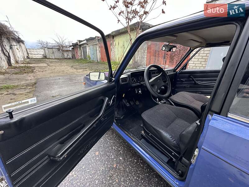 Седан ВАЗ / Lada 2107 2003 в Миколаєві