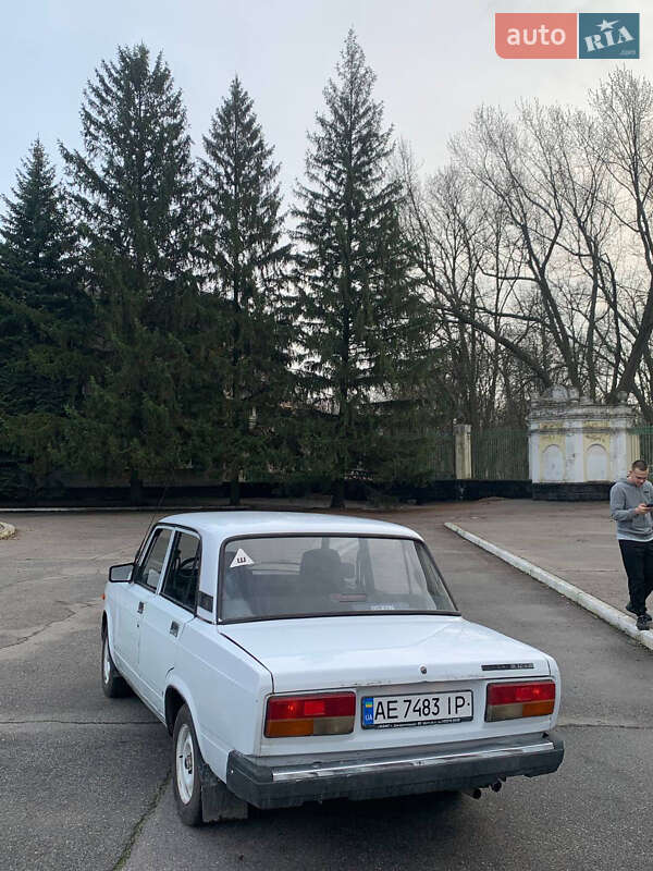 Седан ВАЗ / Lada 2107 2006 в Желтых Водах фото 11 Седан ВАЗ / Lada 2107 2006 в Желтых Водах