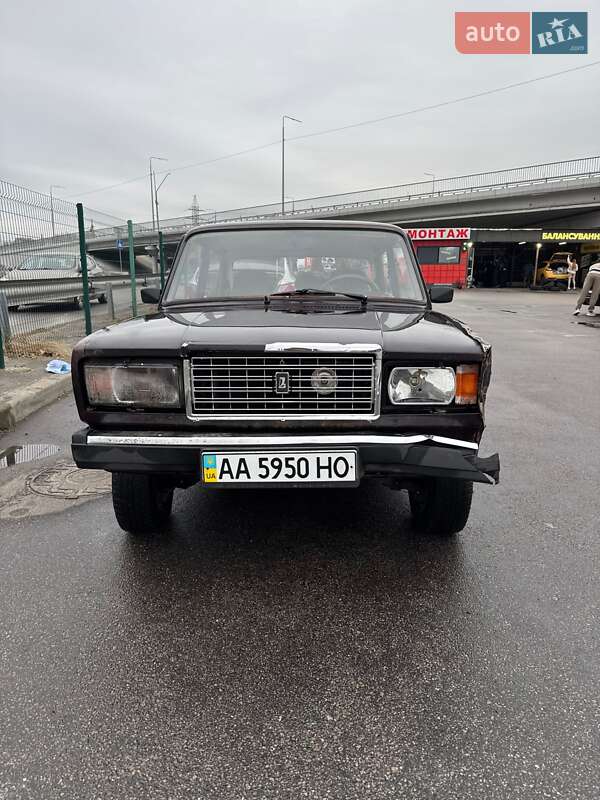 Седан ВАЗ / Lada 2107 2008 в Киеве