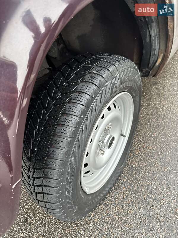 Седан ВАЗ / Lada 2107 2008 в Киеве