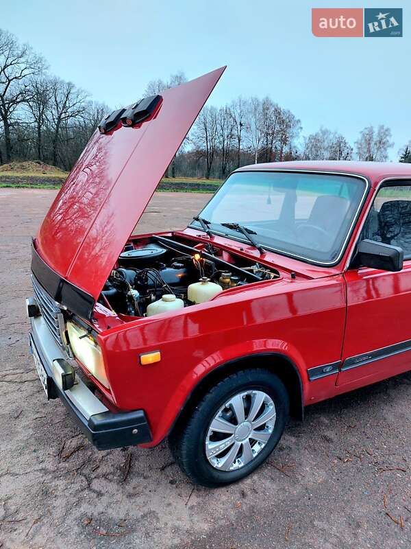 Седан ВАЗ / Lada 2107 1997 в Тростянце