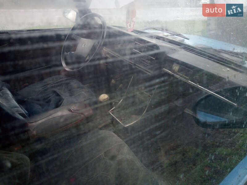 Седан ВАЗ / Lada 2107 1986 в Літині