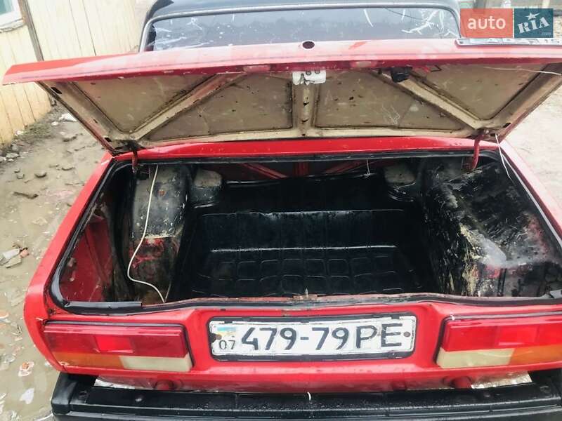 Седан ВАЗ / Lada 2107 1990 в Ужгороде