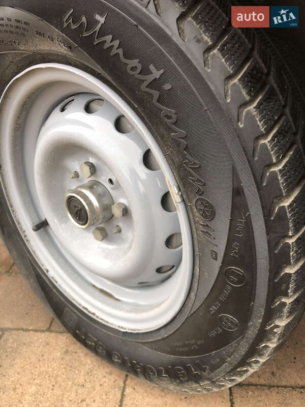 Седан ВАЗ / Lada 2107 2003 в Ивано-Франковске