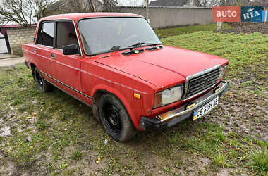 Седан ВАЗ 2107 1988 в Хотині