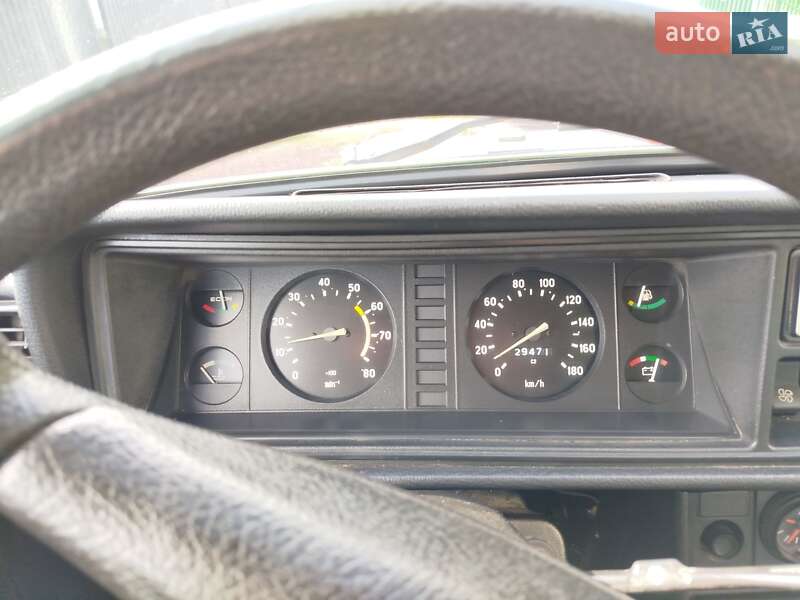 Седан ВАЗ / Lada 2107 2011 в Звягеле фото 8 Седан ВАЗ / Lada 2107 2011 в Звягеле