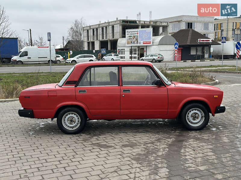 Седан ВАЗ / Lada 2107 2004 в Луцке фото 5 Седан ВАЗ / Lada 2107 2004 в Луцке