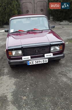 Седан ВАЗ 2107 1996 в Дніпрі