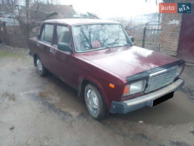 ВАЗ / Lada 2107 2001 ВАЗ / Lada 2107 2001