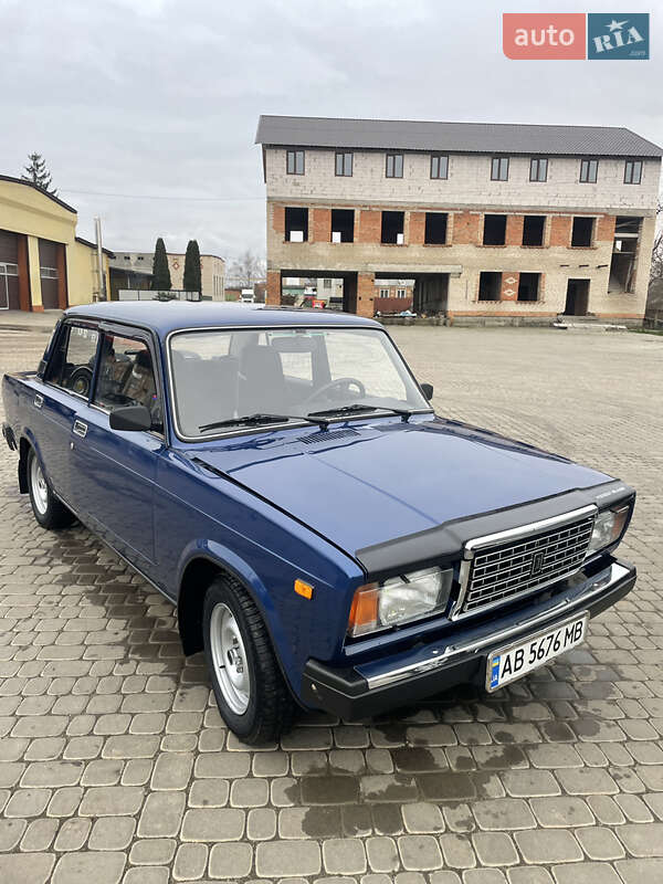 Седан ВАЗ / Lada 2107 2007 в Ильинцах